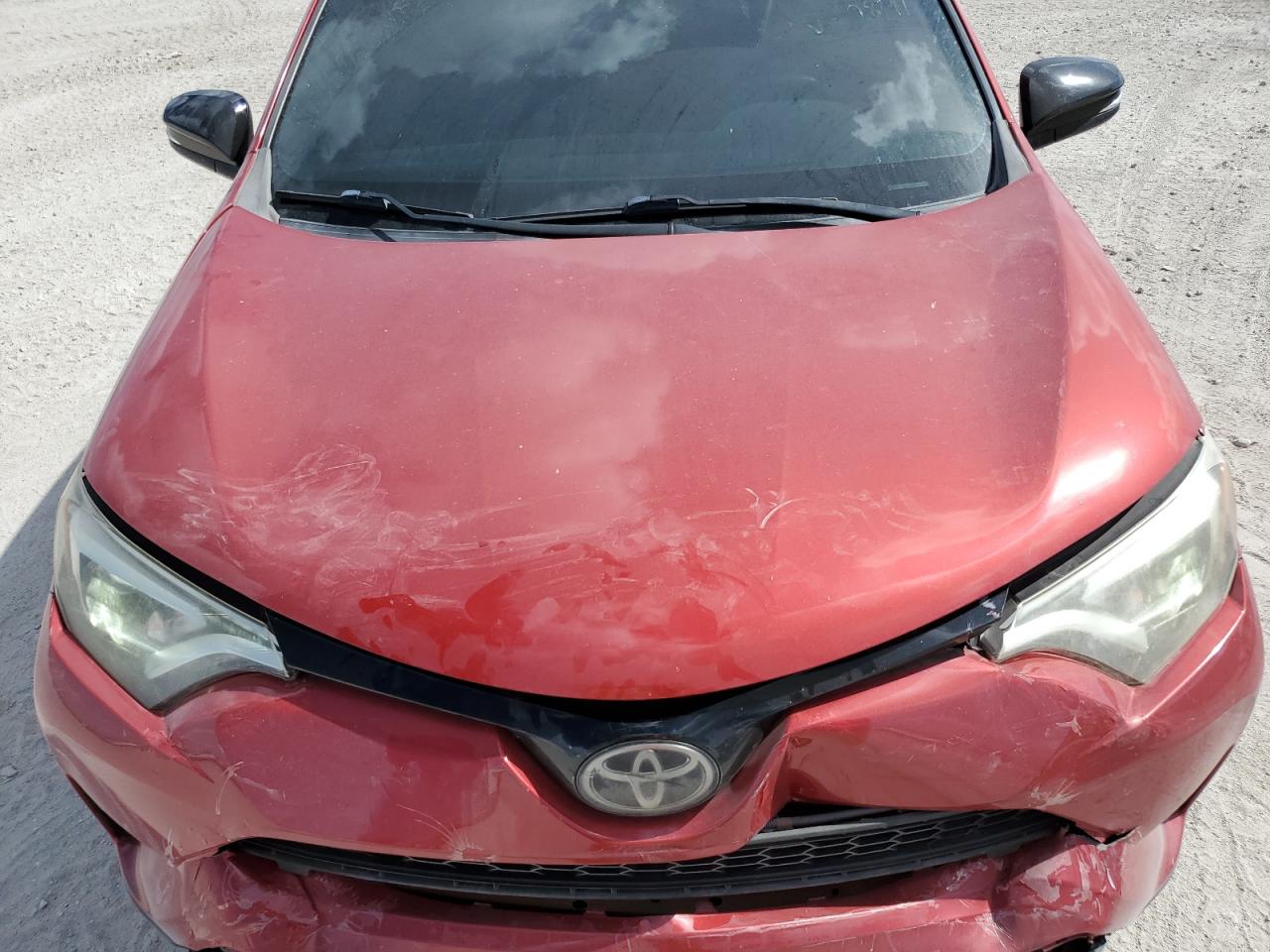 2T3JFREV7HW662841 2017 Toyota Rav4 Se