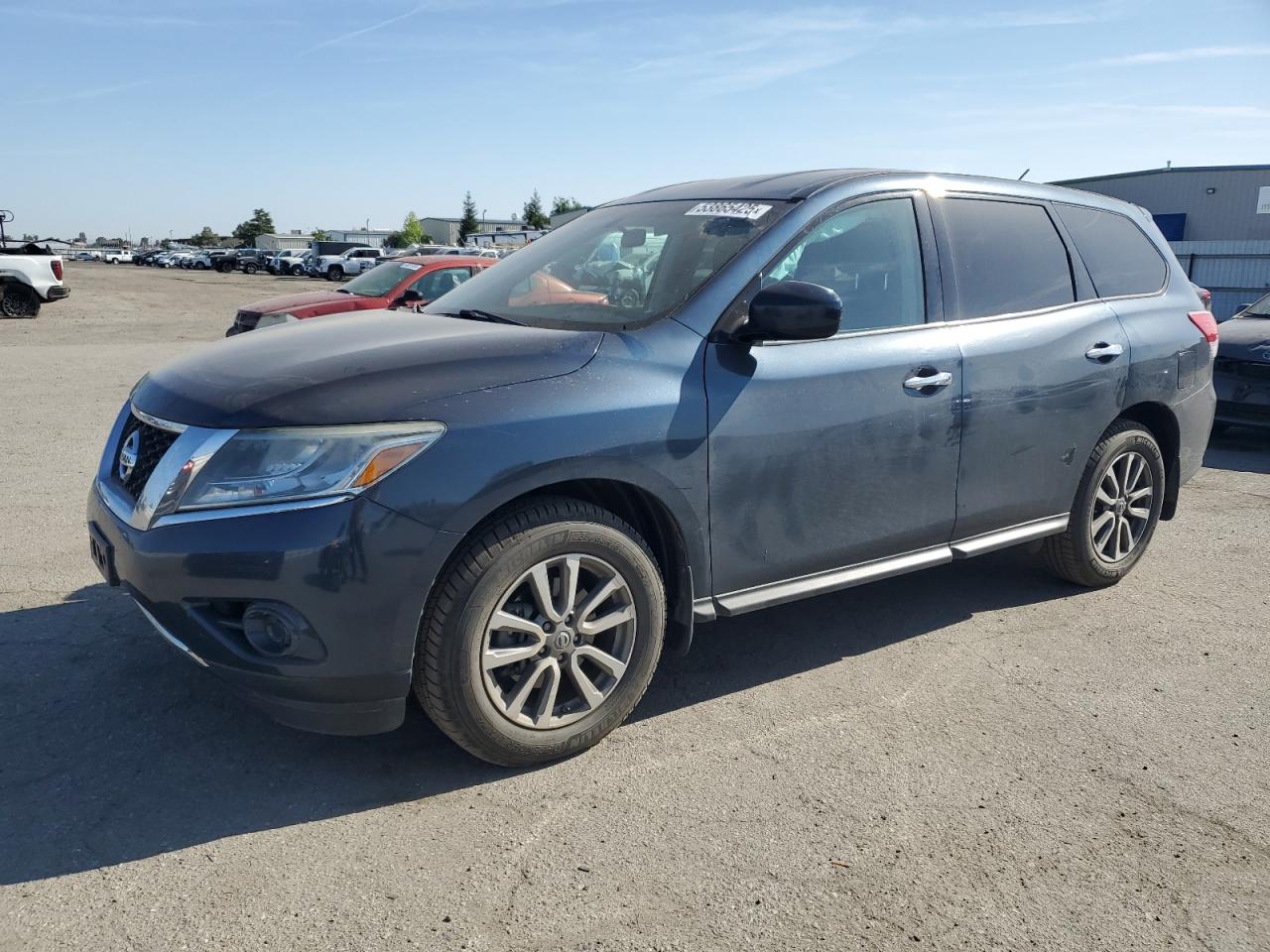 2014 Nissan Pathfinder S for Sale in Bakersfield, CA - Rear End