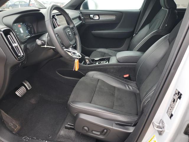  VOLVO XC40 2021 Белый