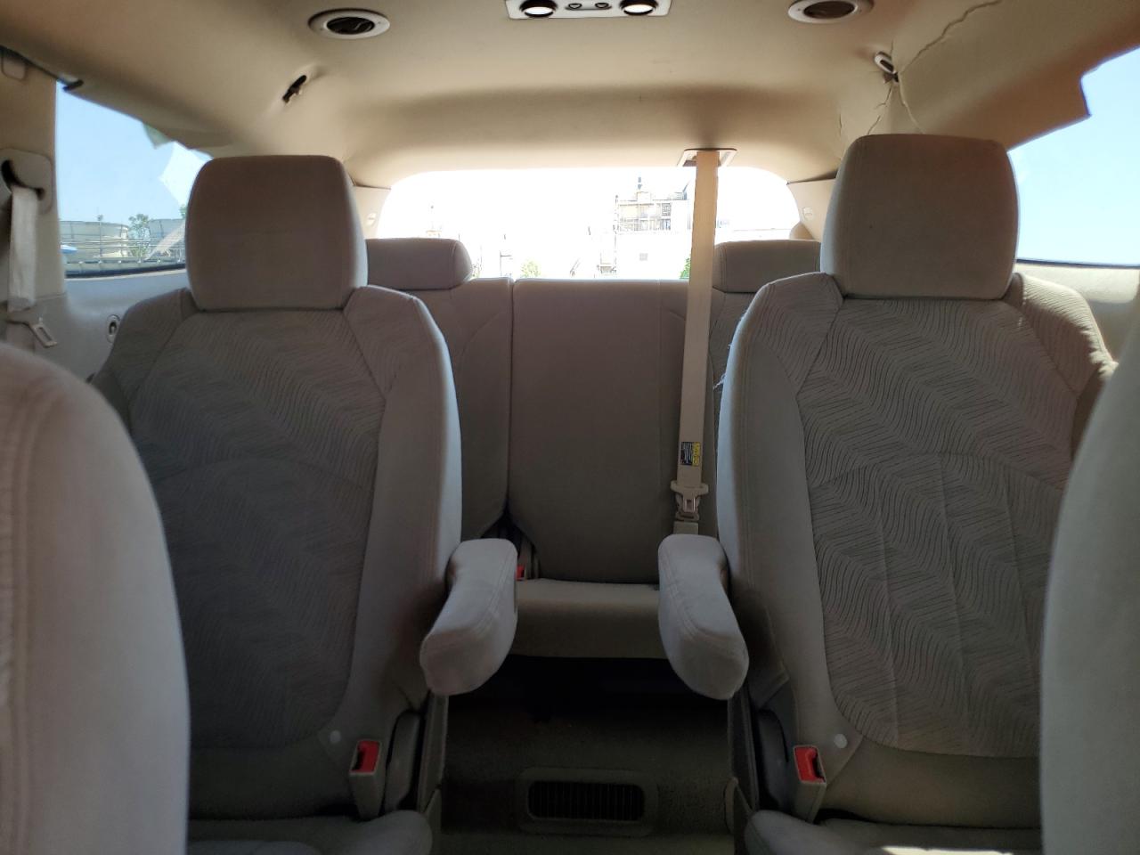 2011 Buick Enclave Cx VIN: 5GAKRAED5BJ306805 Lot: 53932775