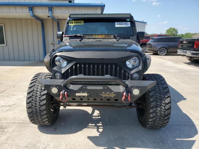 SUVs JEEP WRANGLER 2015 Czarny