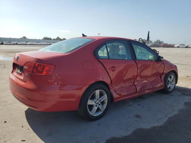  VOLKSWAGEN JETTA 2012 Czerwony
