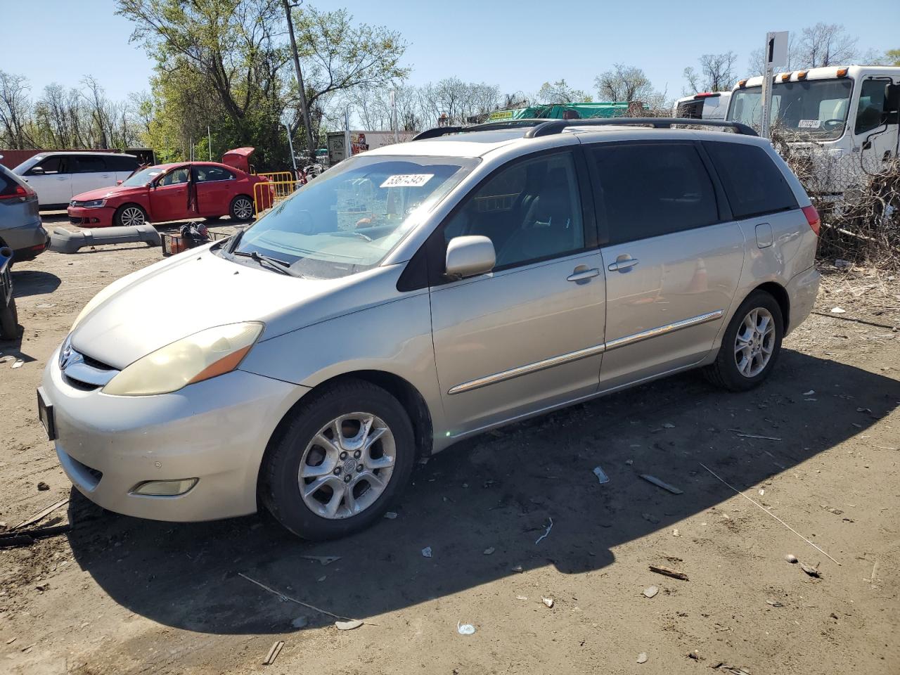 2006 Toyota Sienna Xle na sprzedaż w Baltimore, MD - Minor Dent/Scratches