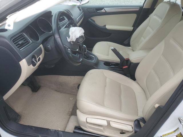  VOLKSWAGEN JETTA 2015 Biały