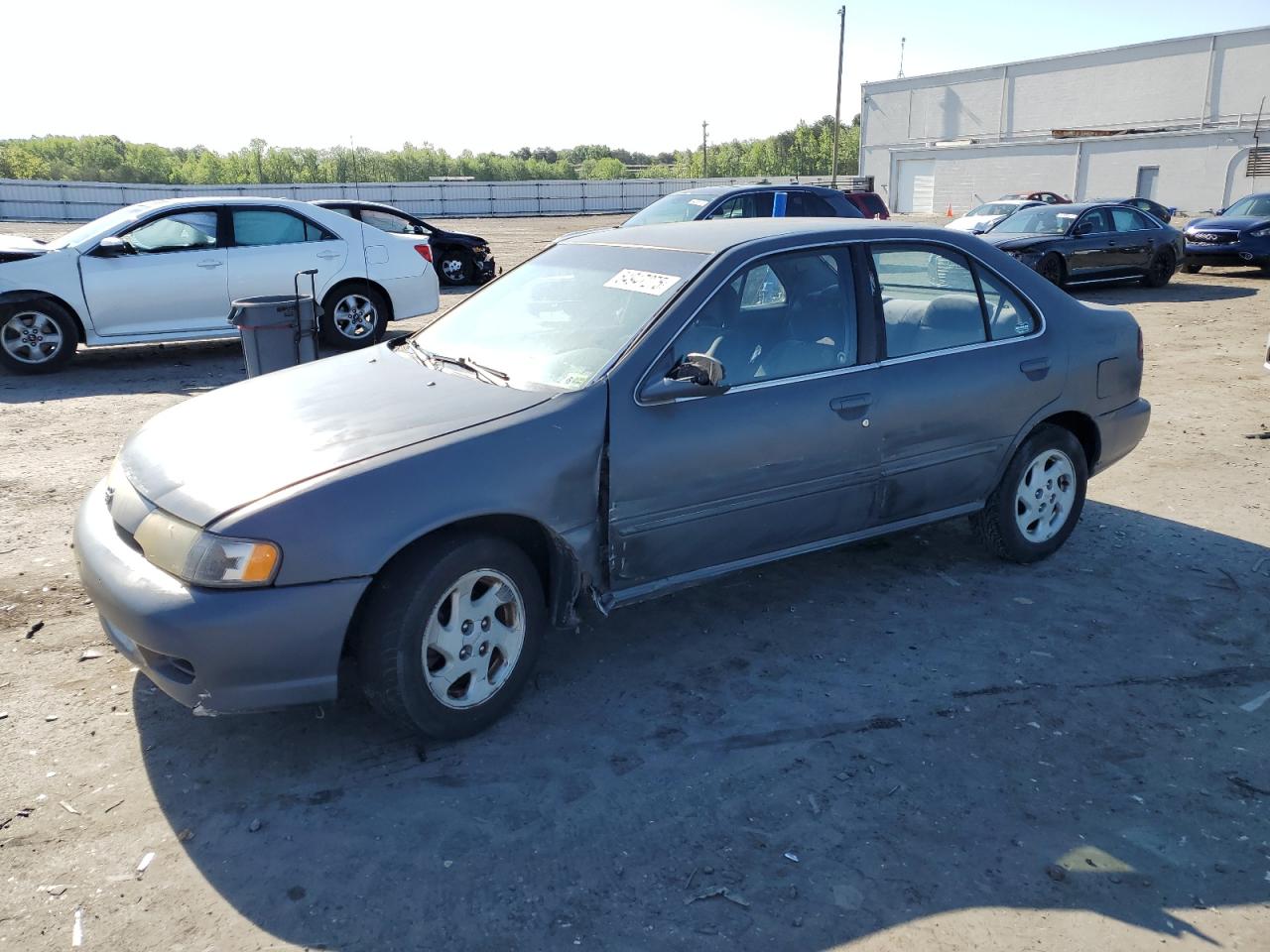 1999 Nissan Sentra Base en Venta en Fredericksburg, VA - Side