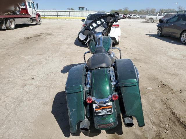 undisplay HARLEY-DAVIDSON FL 2016 Зеленый