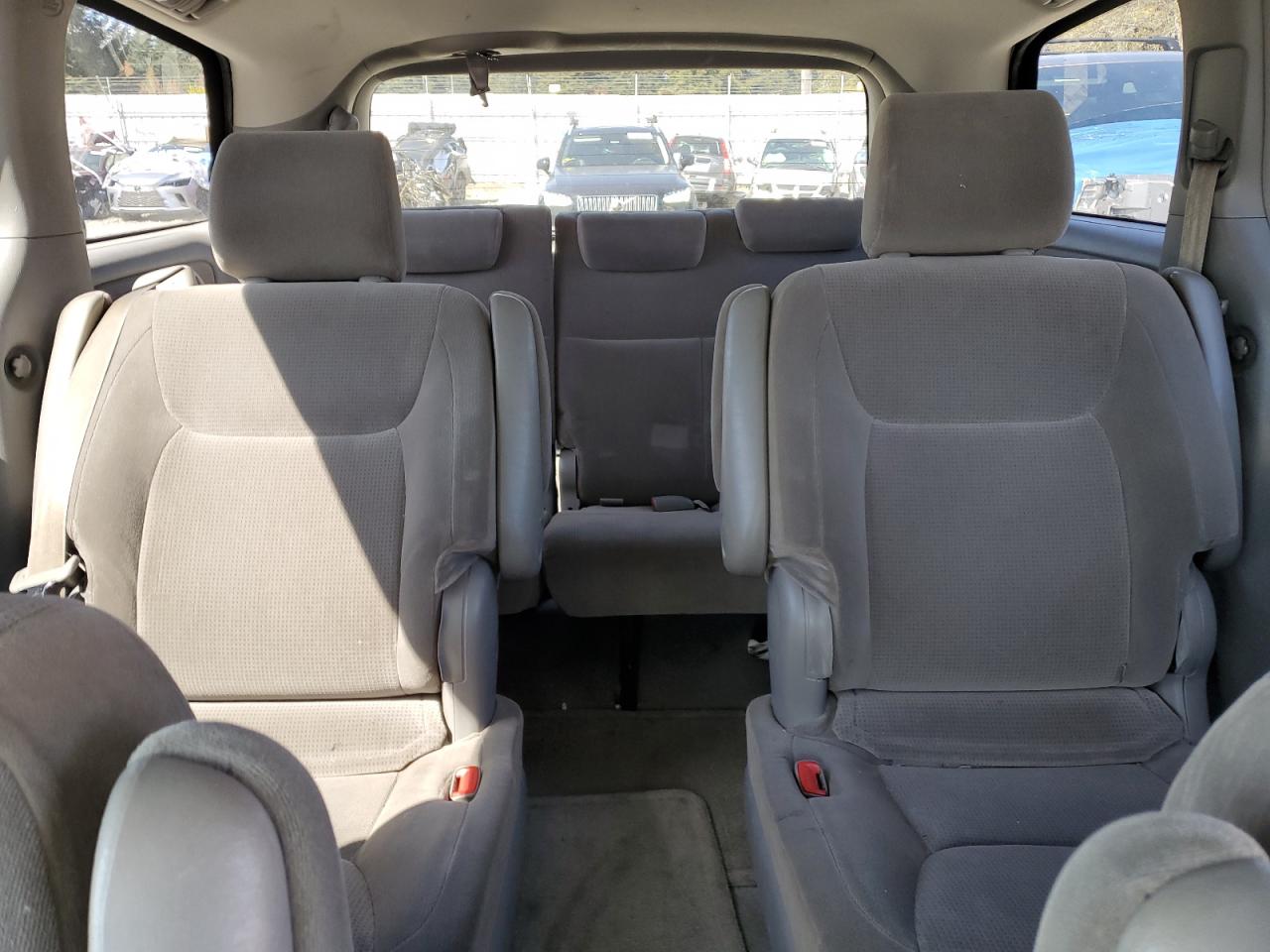 2004 Toyota Sienna Ce VIN: 5TDZA23C24S049001 Lot: 54015845
