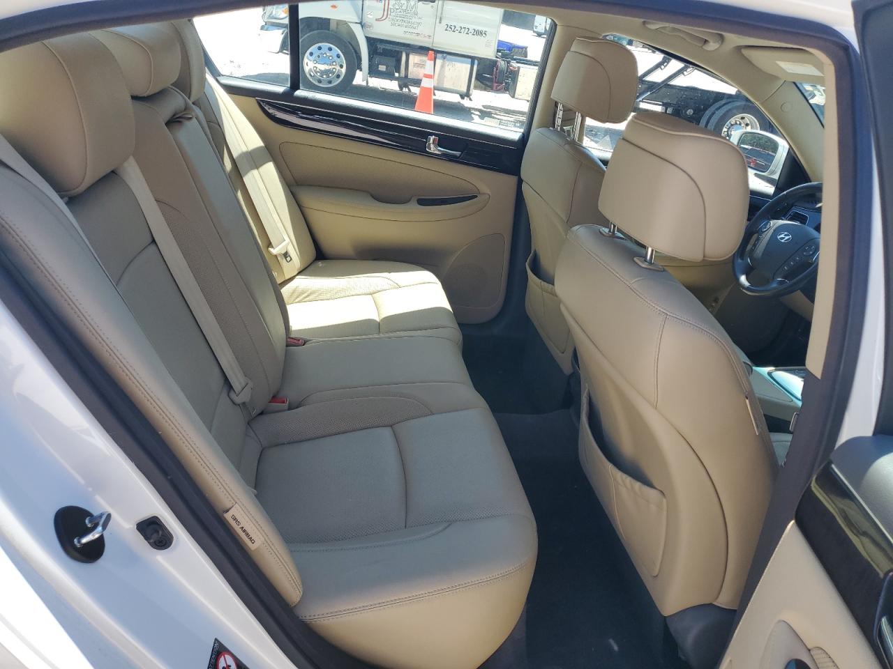2011 Hyundai Genesis 3.8L VIN: KMHGC4DE7BU143117 Lot: 54760195