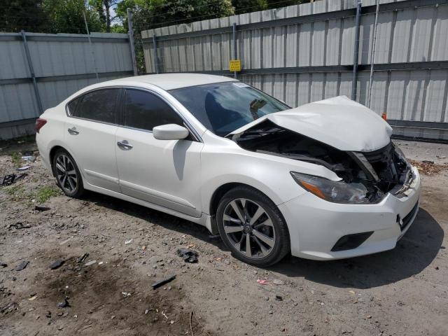  NISSAN ALTIMA 2017 Biały