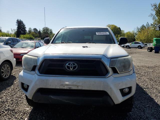  TOYOTA TACOMA 2015 Білий