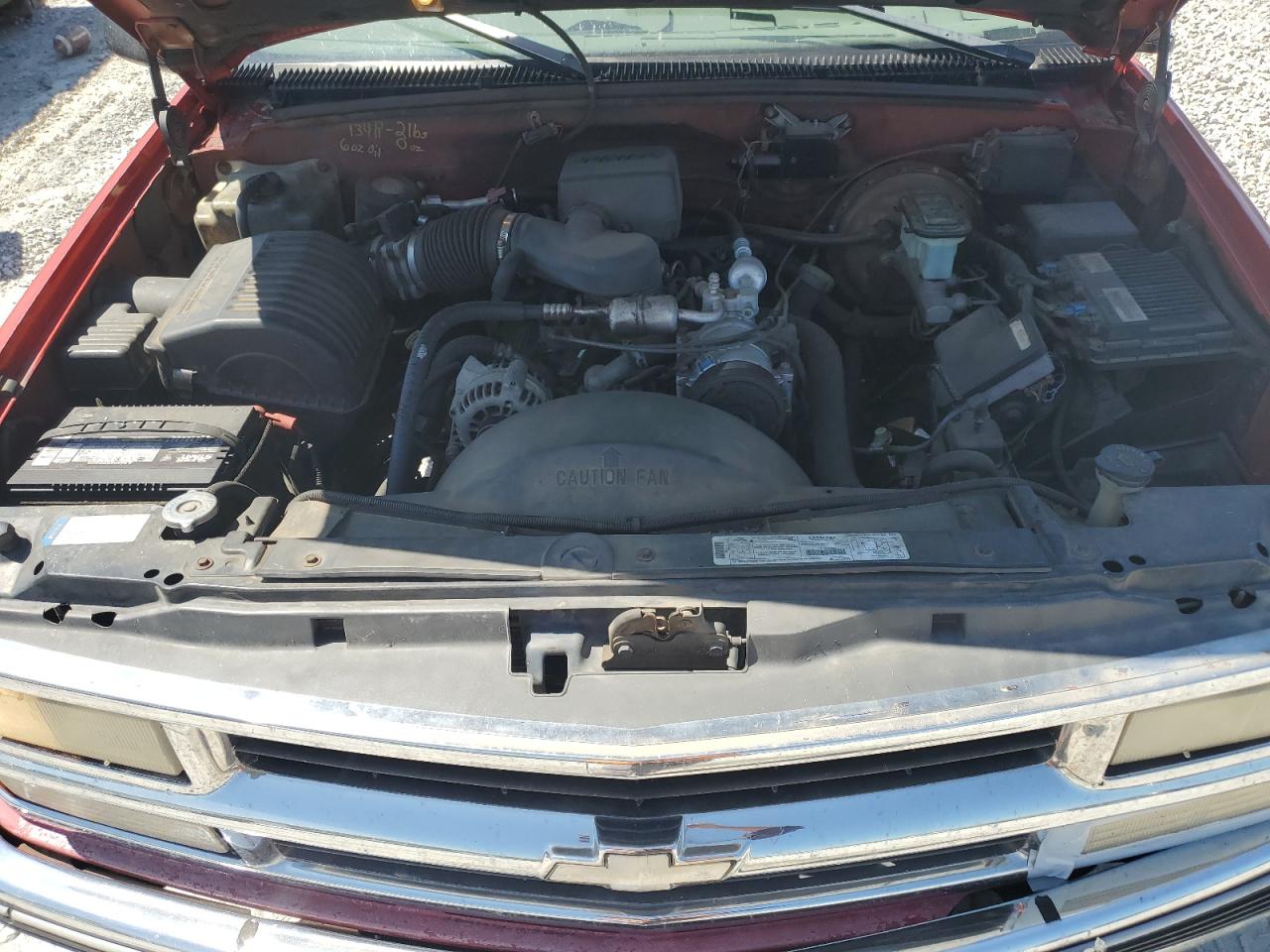 1998 Chevrolet Gmt-400 C1500 VIN: 1GCEC14R2WZ146898 Lot: 52628865
