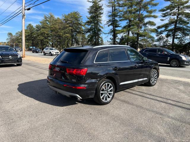 Parquets AUDI Q7 2017 Czarny