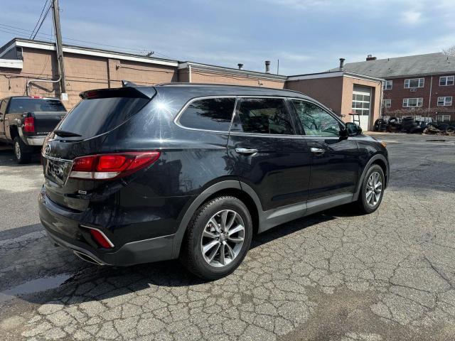 Parquets HYUNDAI SANTA FE 2017 Czarny