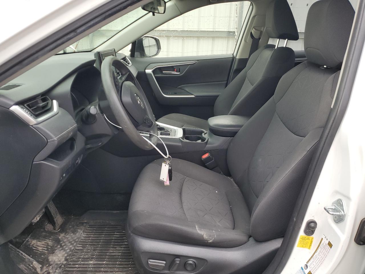 2021 Toyota Rav4 Xle VIN: JTMP1RFVXMD075631 Lot: 52877675