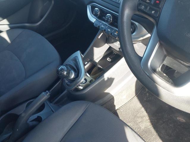 2014 KIA RIO 1