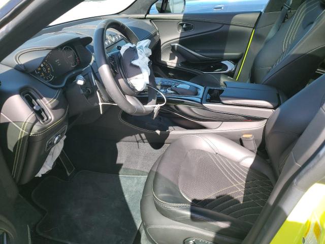  ASTON MARTIN DBX 2021 Желтый