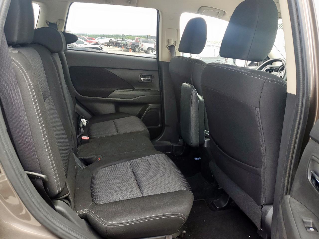2016 Mitsubishi Outlander Se VIN: JA4AZ3A34GZ048041 Lot: 54262995