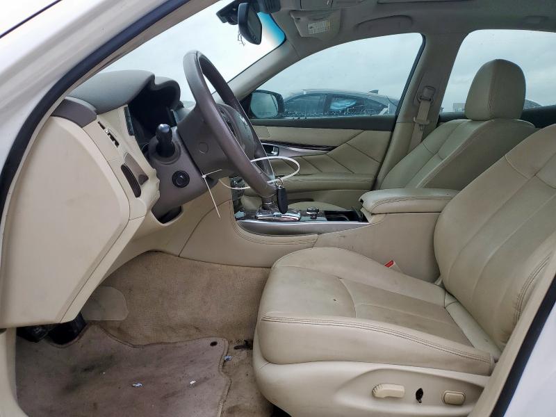  INFINITI Q70 2018 White