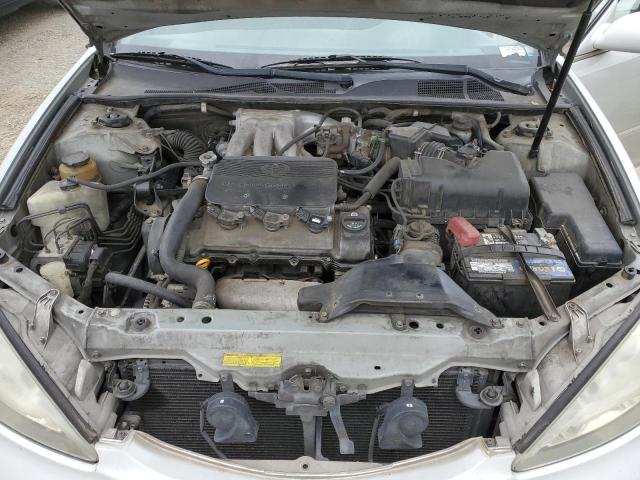 2002 TOYOTA CAMRY LE