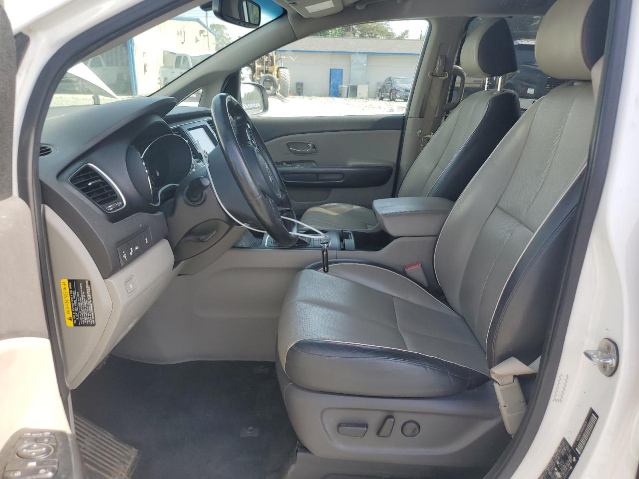 2017 Kia Sedona Lx VIN: KNDMB5C16H6335639 Lot: 54241105