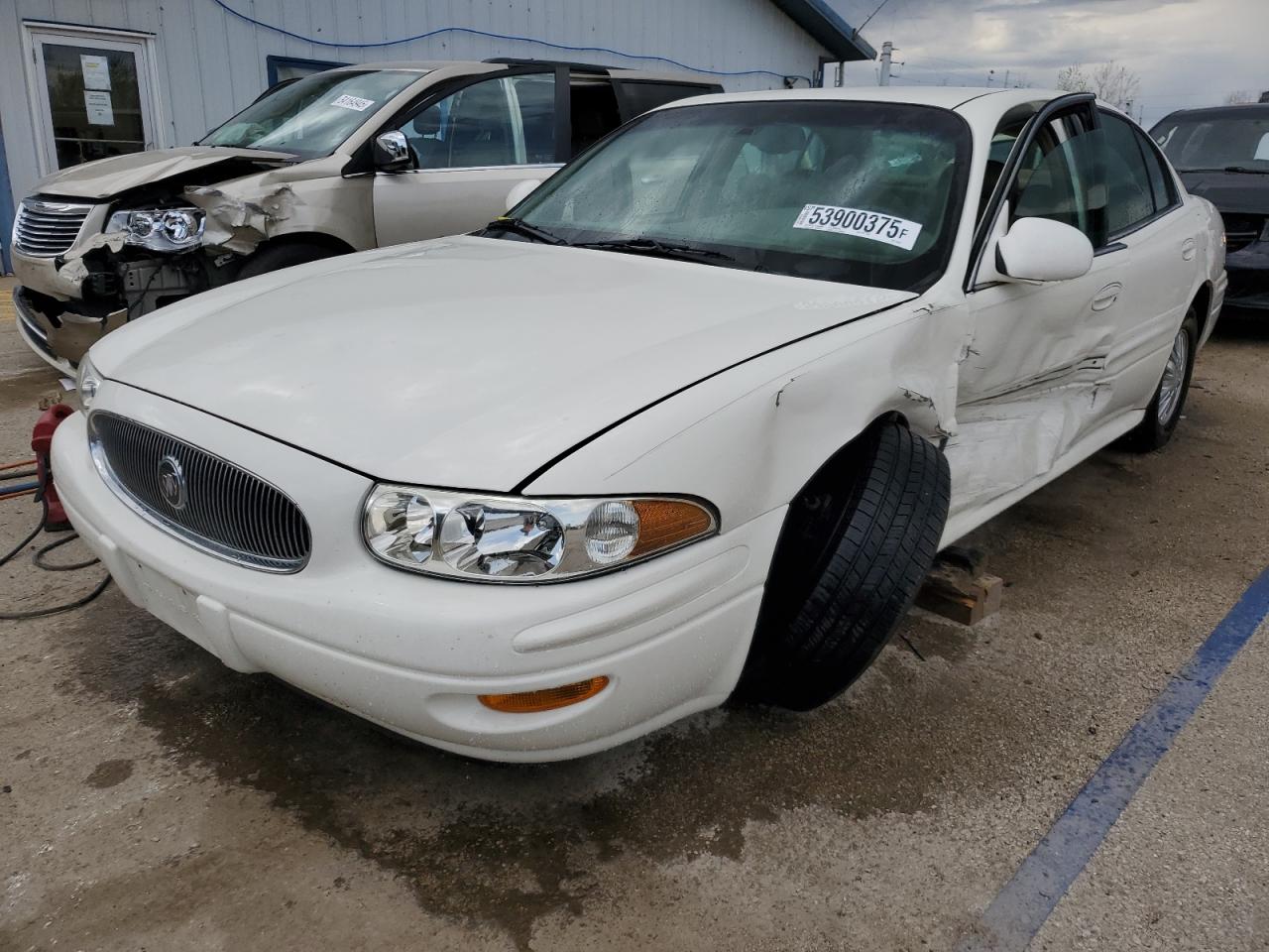 2002 Buick Lesabre Custom for Sale in Pekin, IL - Side