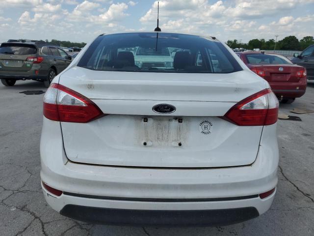 Sedans FORD FIESTA 2017 White