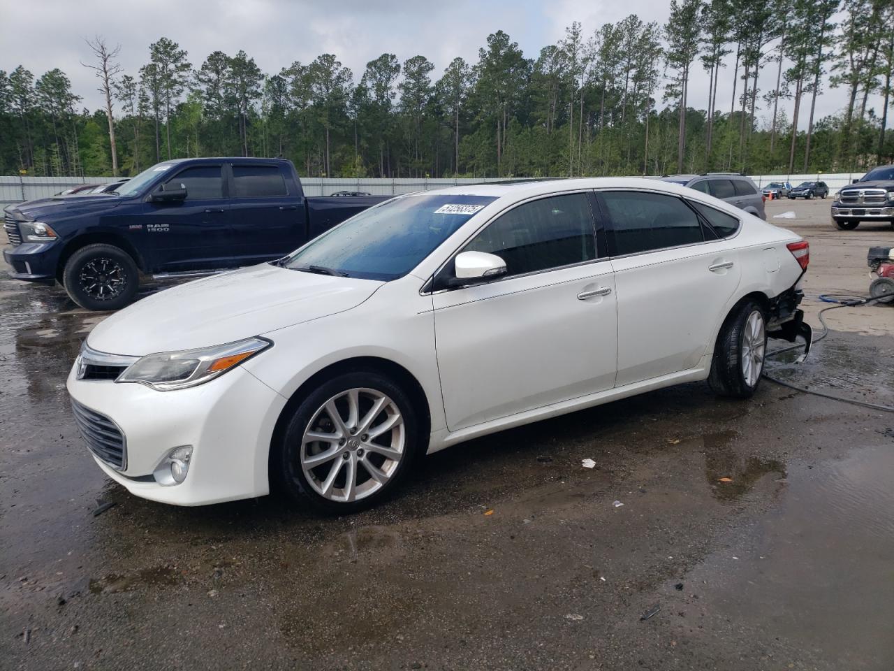 Harleyville, SC에서 판매 중인 2014 Toyota Avalon Base - Rear End