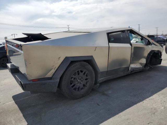  TESLA CYBERTRUCK 2024 Серебристый