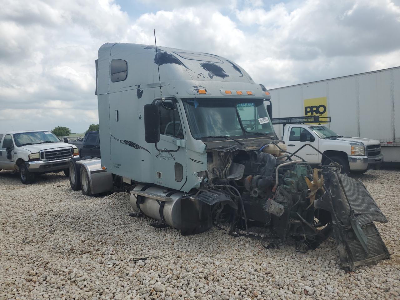 2007 Freightliner Cst120 Semi Truck for Sale in Temple, TX - Front End