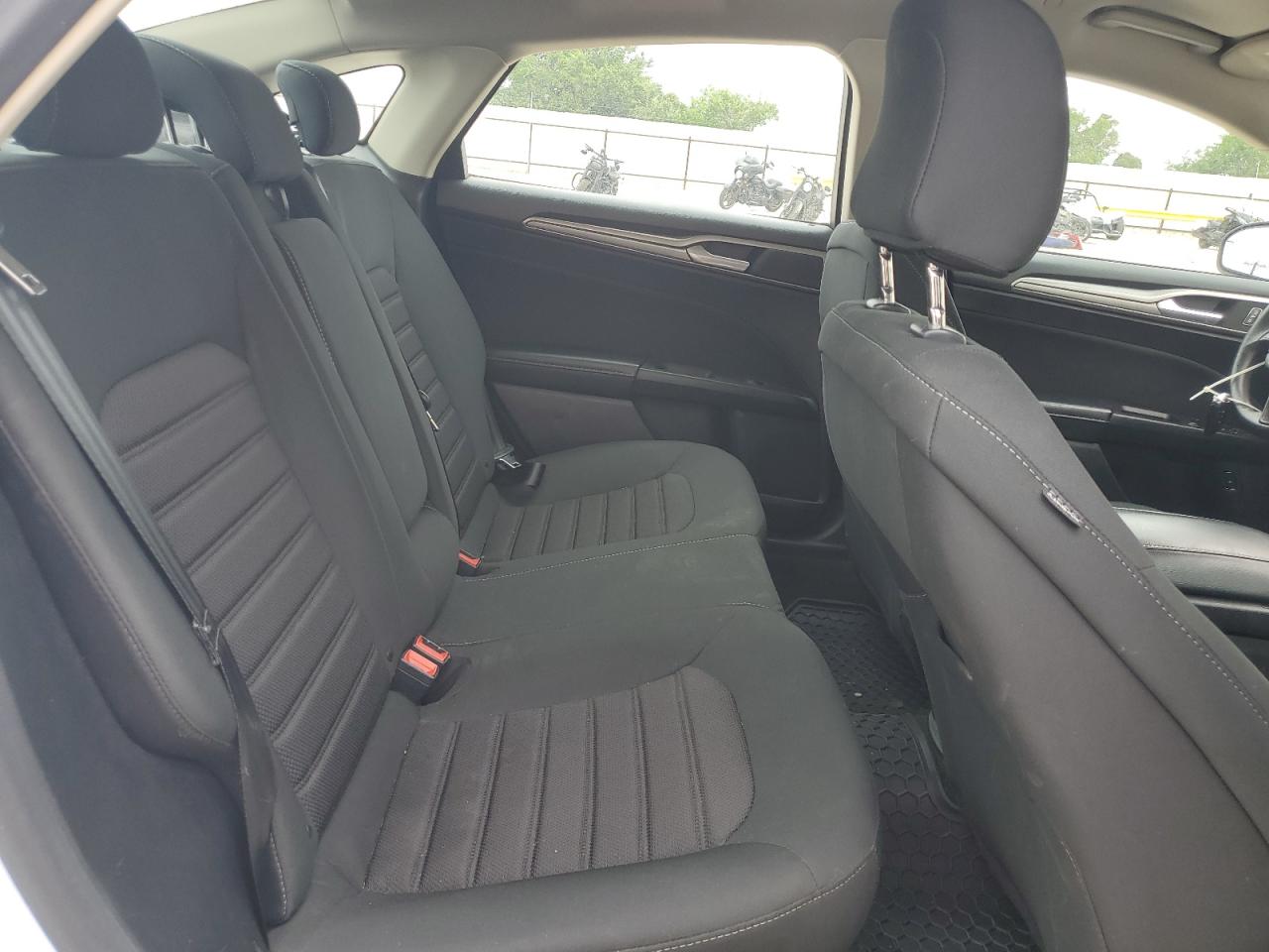 2020 Ford Fusion Se VIN: 3FA6P0LU6LR265147 Lot: 54032415