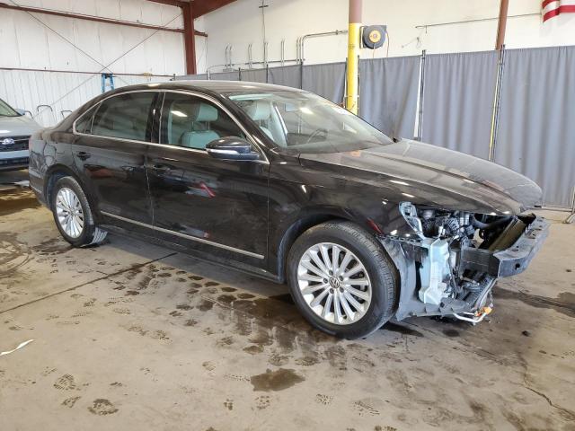  VOLKSWAGEN PASSAT 2017 Черный