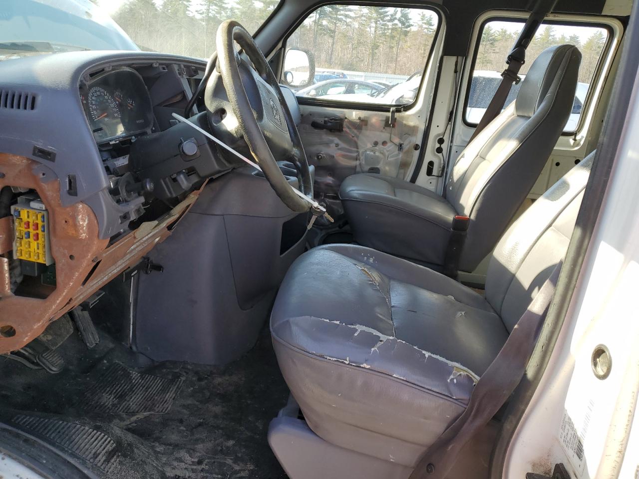 2000 Dodge Ram Van B1500 VIN: 2B7HB11X9YK116287 Lot: 52851085