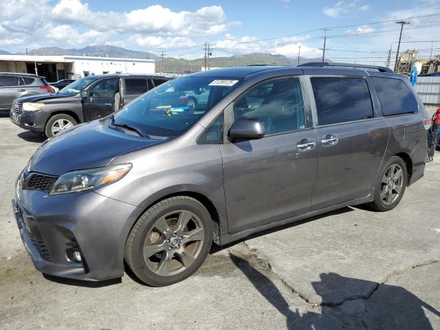 2019 Toyota Sienna Se