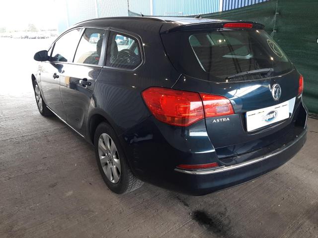 2015 VAUXHALL ASTRA DESI