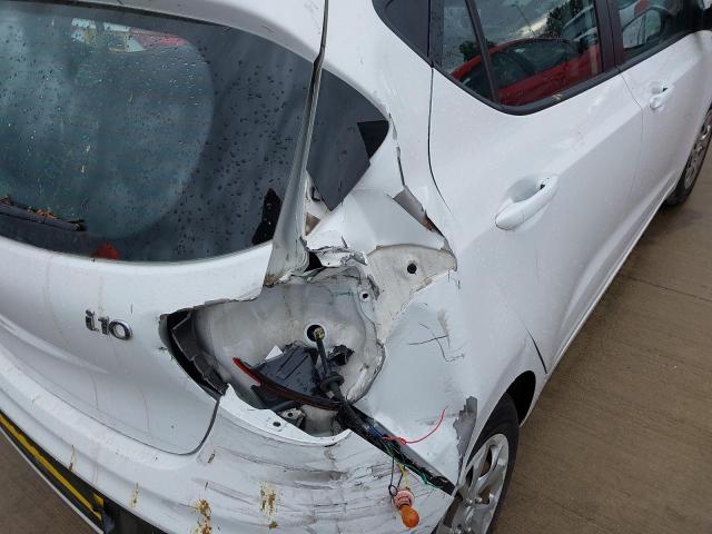 2017 HYUNDAI I10 SE