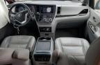 2015 Toyota Sienna Xle للبيع في Pekin، IL - Side