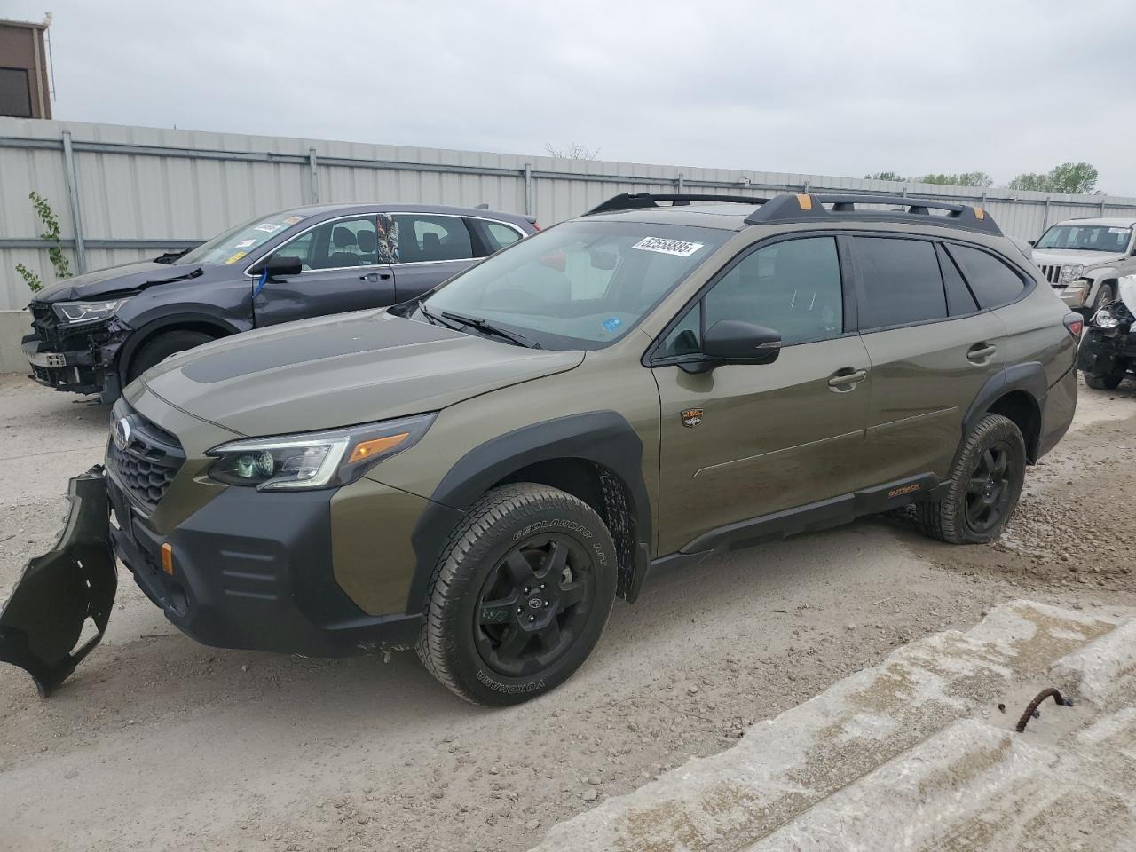 2022 Subaru Outback Wilderness for Sale in Kansas City, KS - Rear End