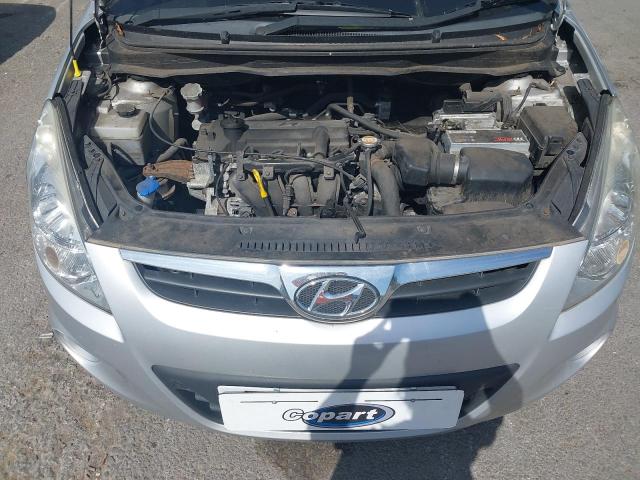 2011 HYUNDAI I20 COMFOR