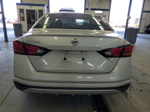  NISSAN ALTIMA 2022 Srebrny