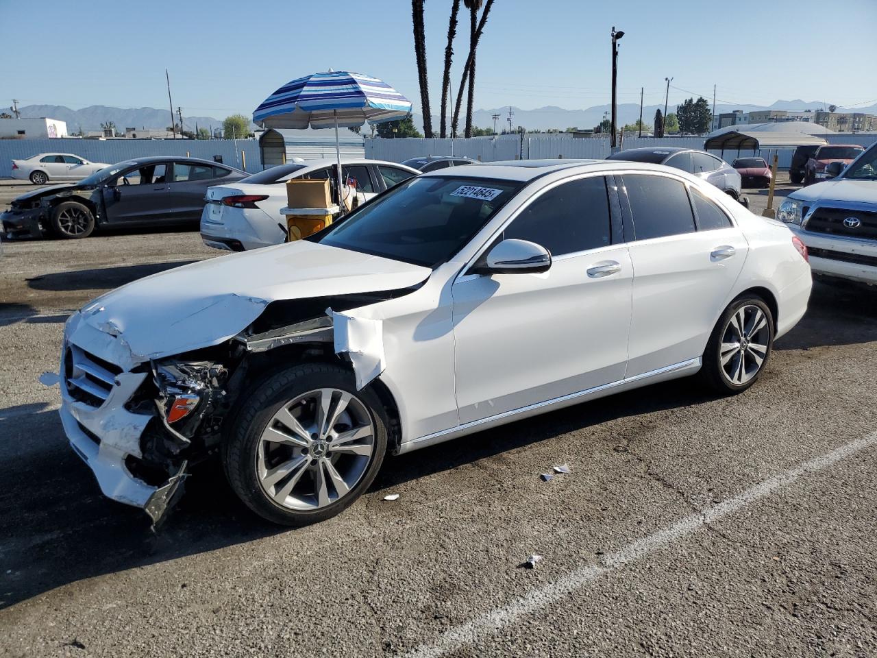 2018 Mercedes-Benz C 300 на продаже в Van Nuys, CA - Front End