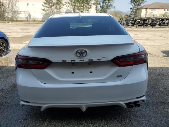  TOYOTA CAMRY 2024 Biały