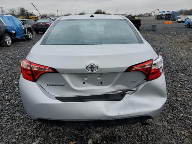  TOYOTA COROLLA 2018 Silver