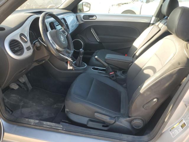 Hatchbacks VOLKSWAGEN BEETLE 2015 Srebrny