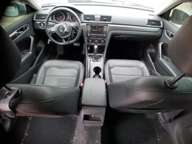  VOLKSWAGEN PASSAT 2018 Srebrny