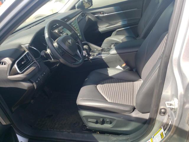  TOYOTA CAMRY 2018 Серебристый