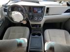 2016 TOYOTA SIENNA LE à vendre chez Copart AB - CALGARY