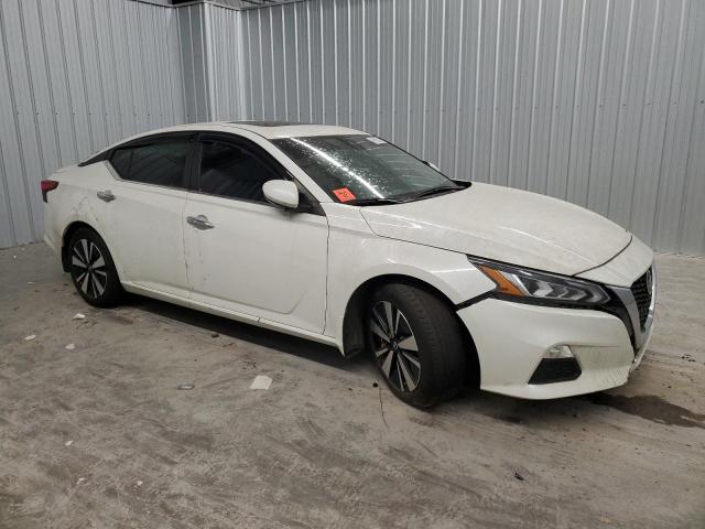  NISSAN ALTIMA 2021 Biały