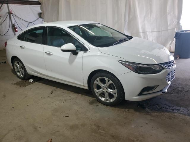 Sedans CHEVROLET CRUZE 2017 White