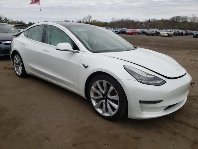  TESLA MODEL 3 2018 Белый