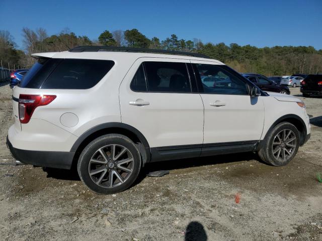 Parquets FORD EXPLORER 2015 Biały